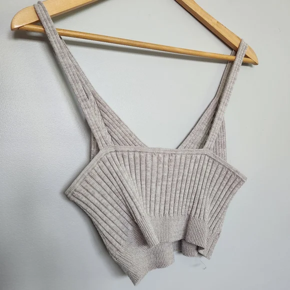 H&M - Ribbed Knit Tank Top - nwot - Picture 7 of 10